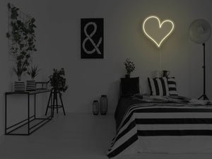 Classic Heart LED Neon Sign - Pink