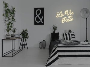 La Vie En Rose LED Neon Sign - Pink